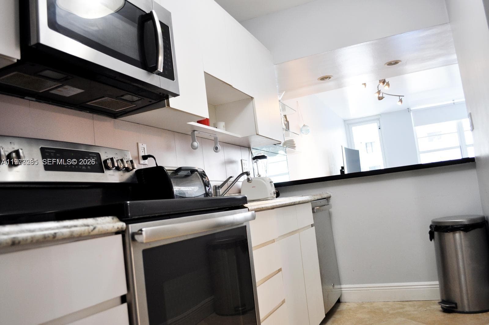 100 Lincoln Rd # 728, Miami Beach, FL 33139 photo 2