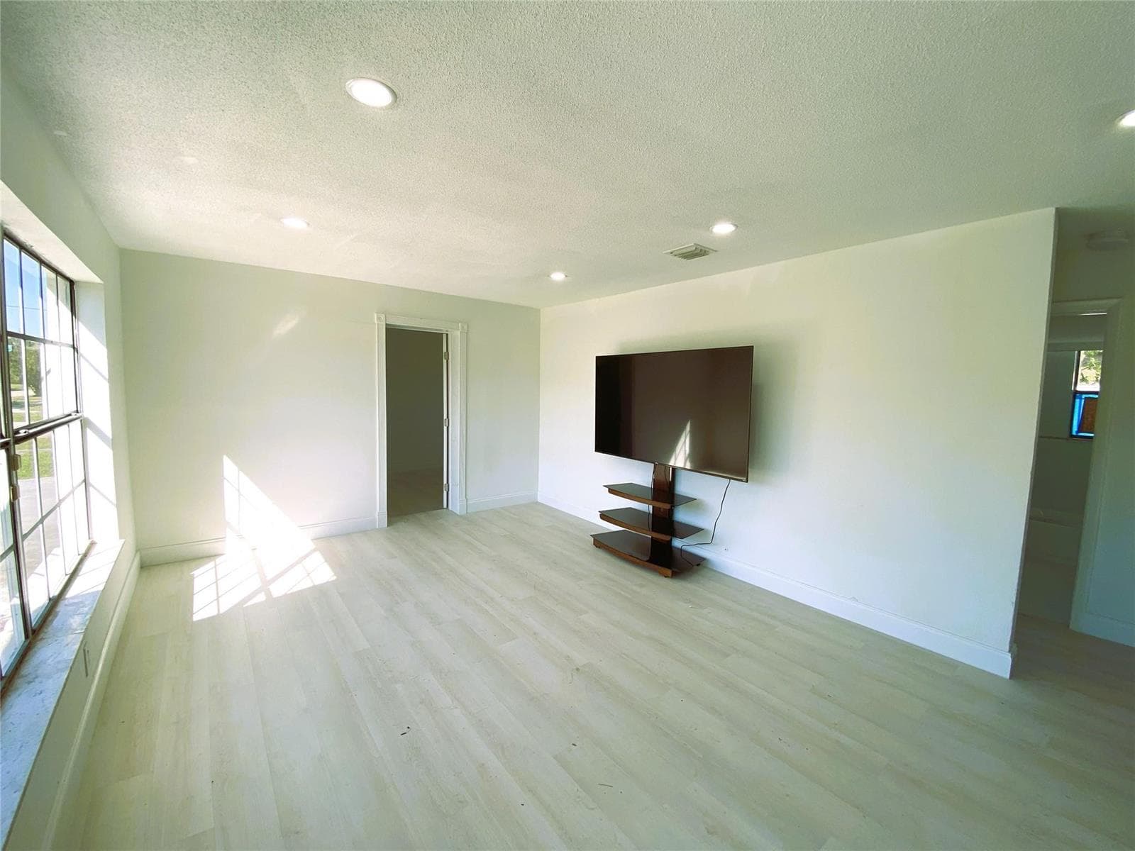 320 NW 4th Avenue # 1, Deerfield Beach, FL 33441 photo 4