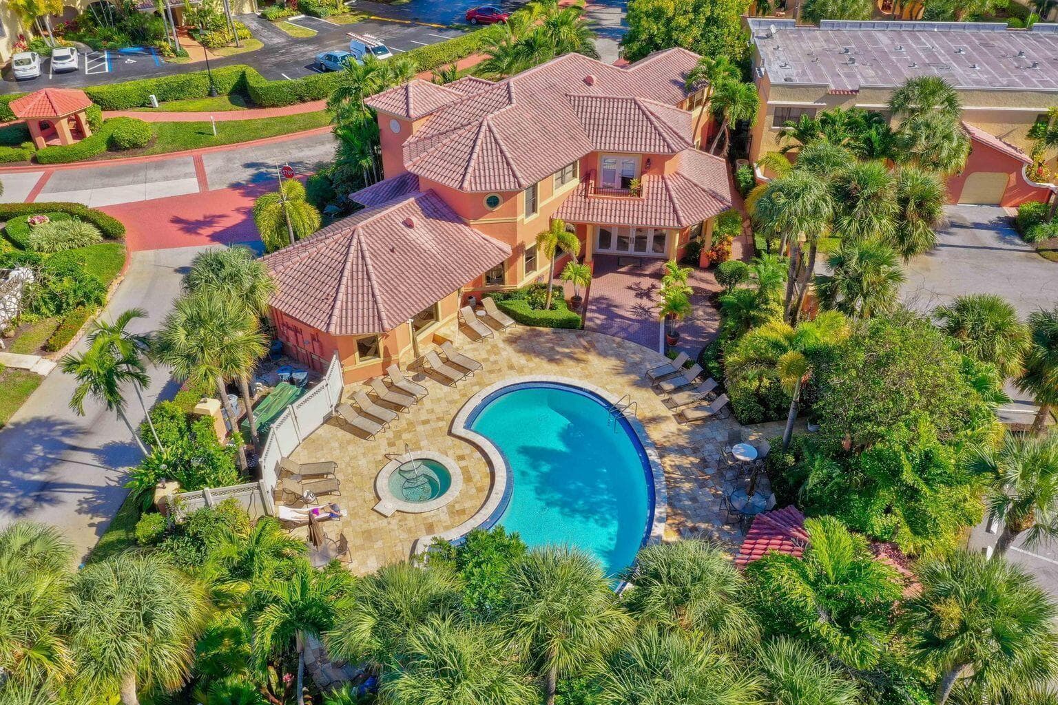 400 Uno Lago Drive # 103, Juno Beach, FL 33408 photo 5