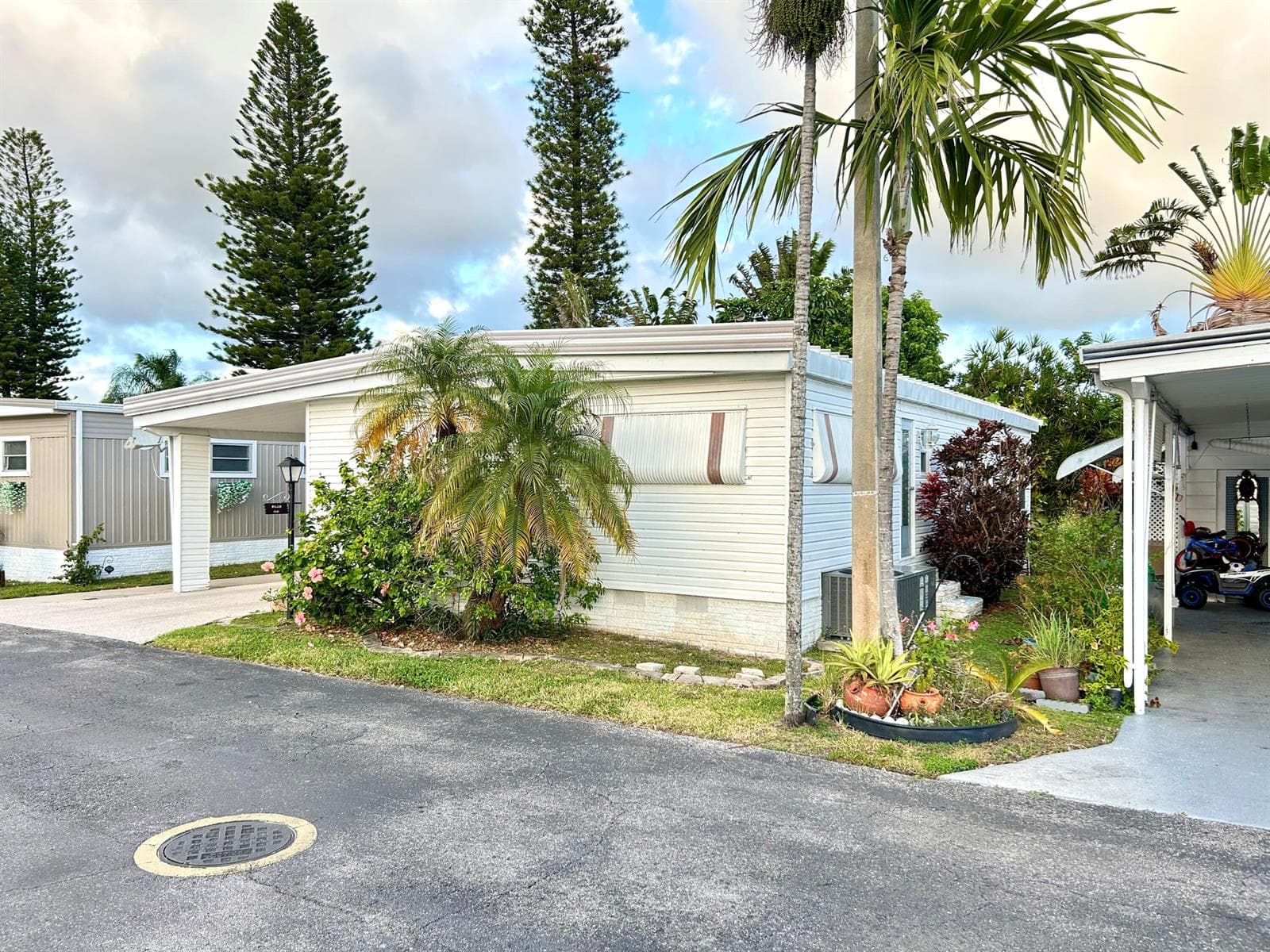 1541 S 32nd Avenue, Hollywood, FL 33021 photo 2