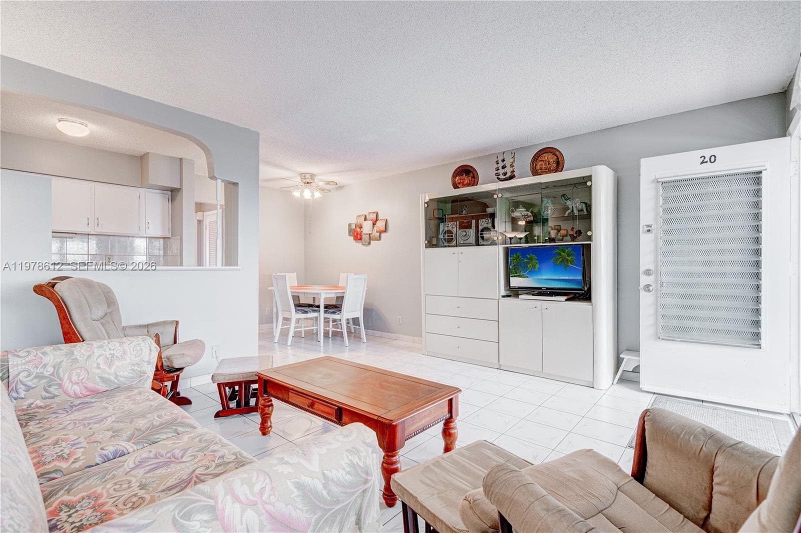 800 SW 10th Ter # 20T, Hallandale Beach, FL 33009 photo 3