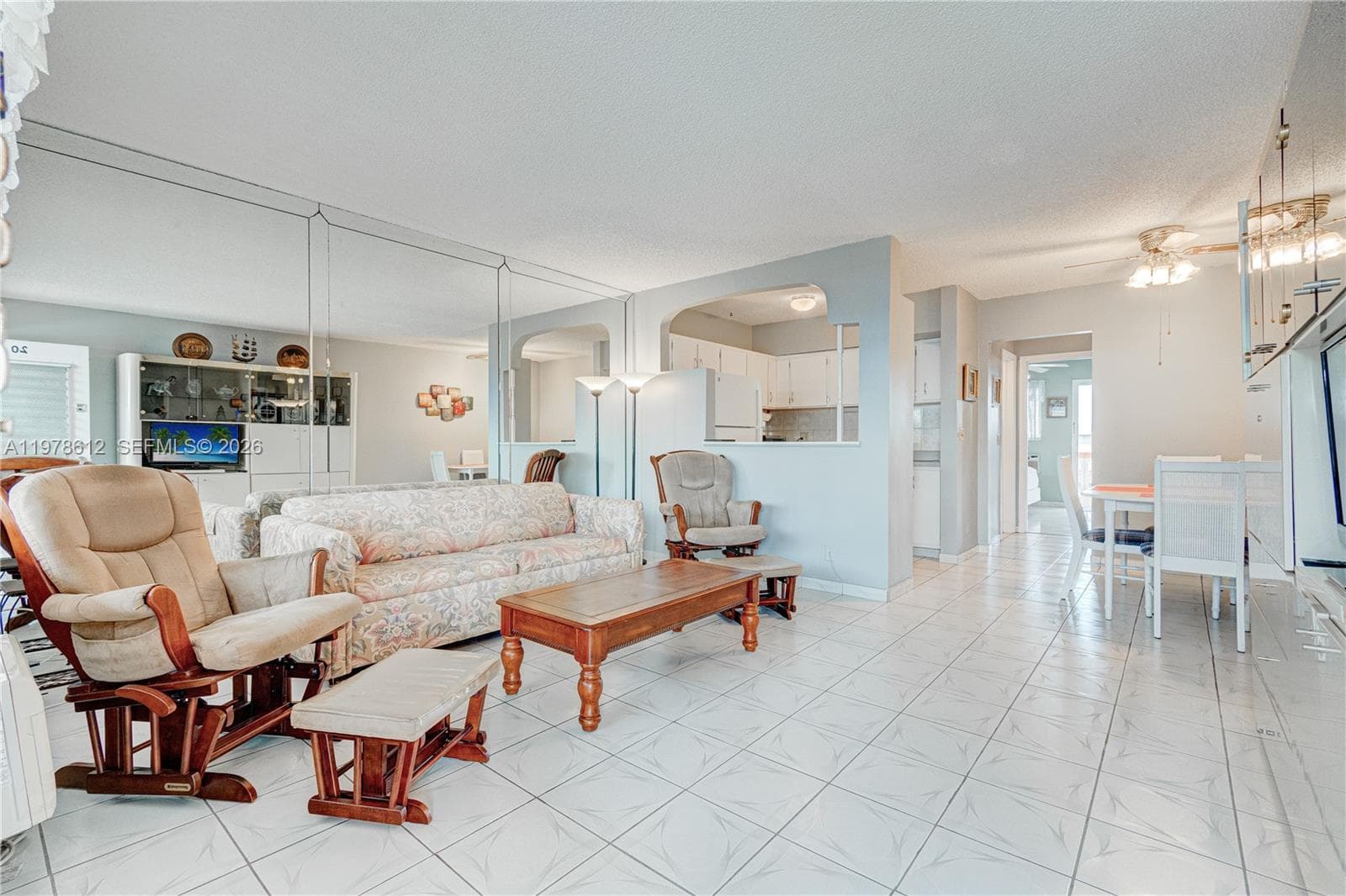 800 SW 10th Ter # 20T, Hallandale Beach, FL 33009
