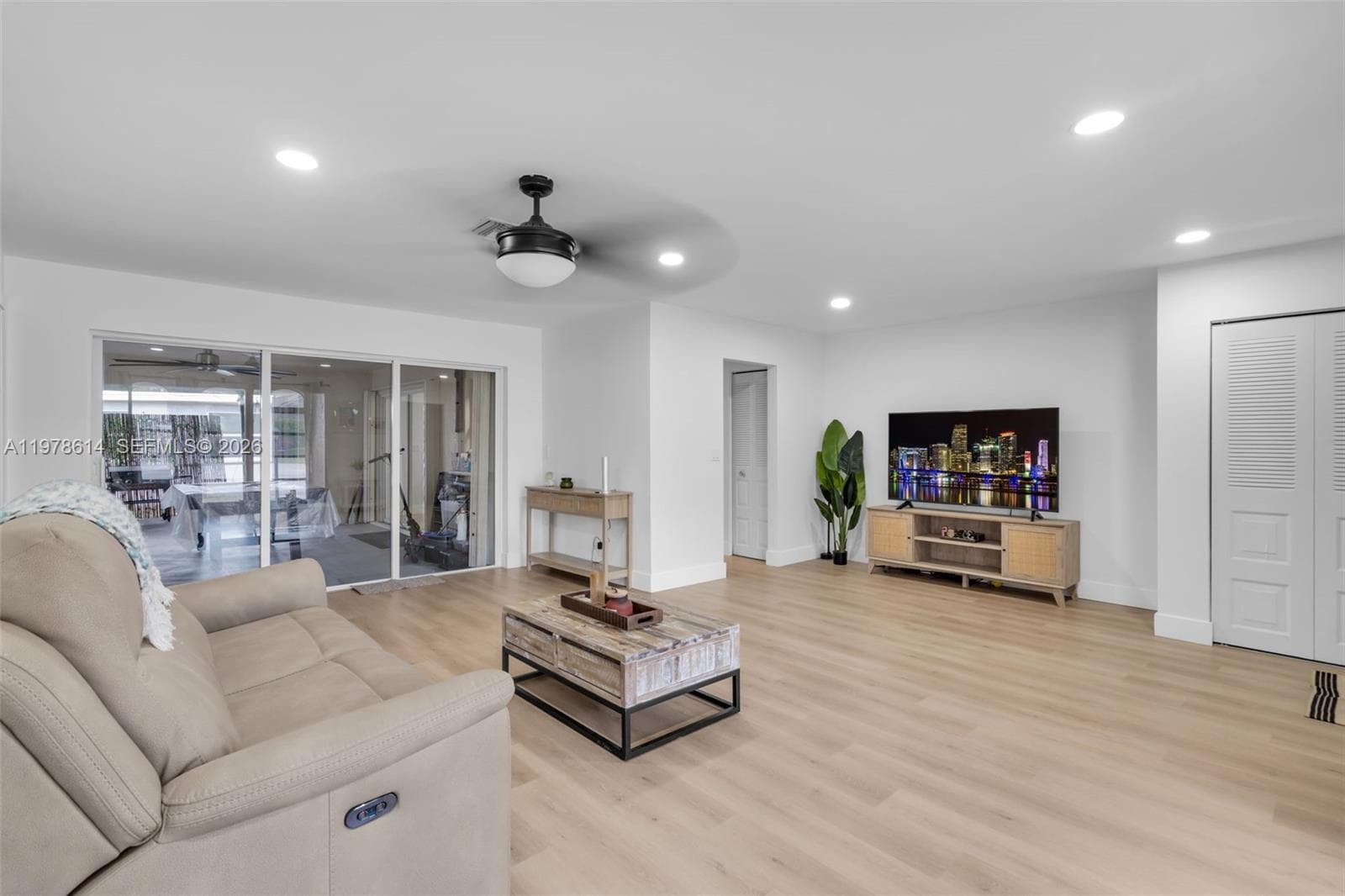 1180 NW 49th Ct, Deerfield Beach, FL 33064 photo 3