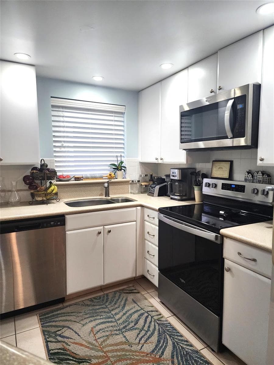 804 SE 7th Street # 101, Deerfield Beach, FL 33441 photo 5