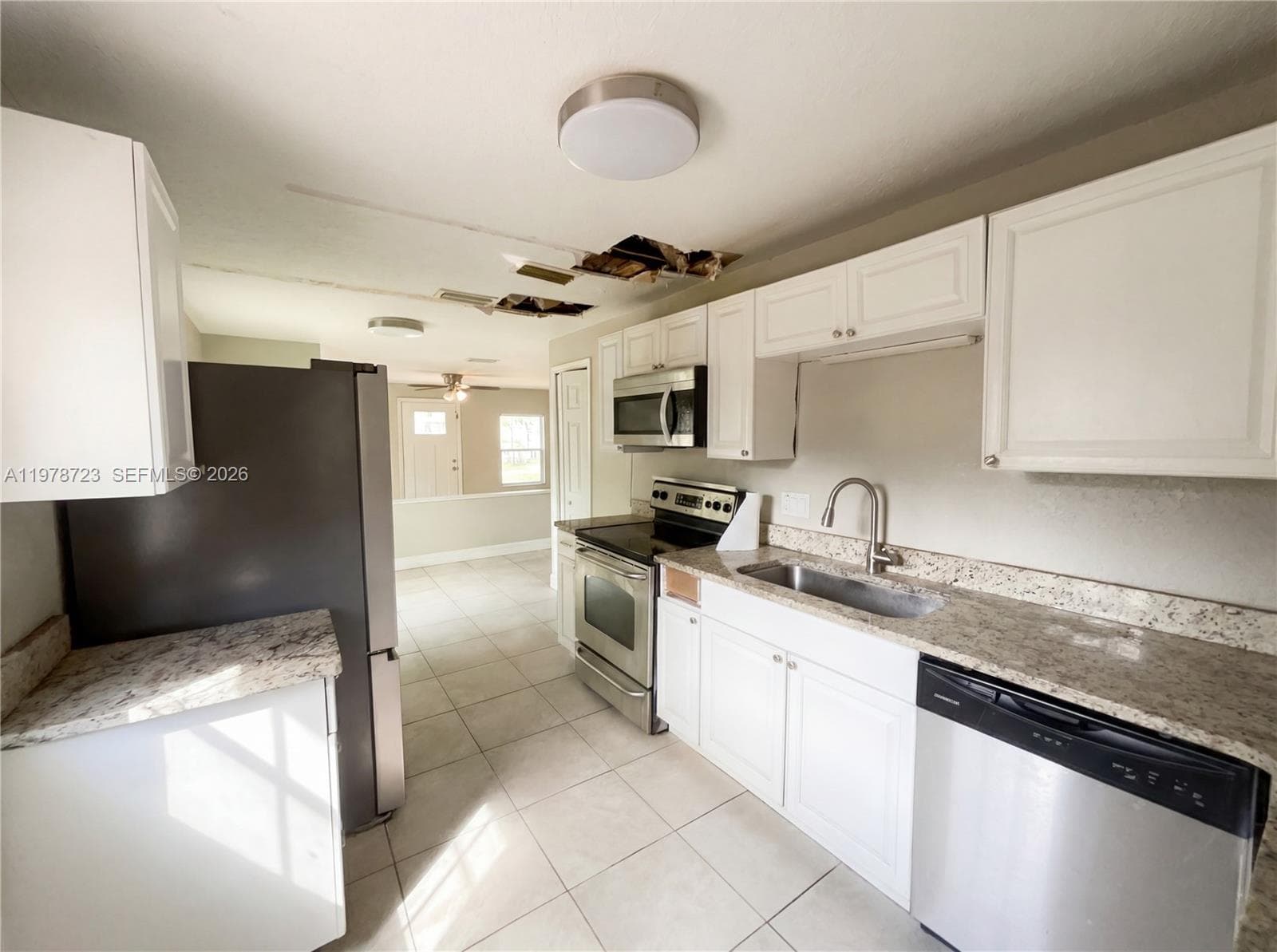 244 S Rhodes, Mount Dora, FL 32757 photo 2