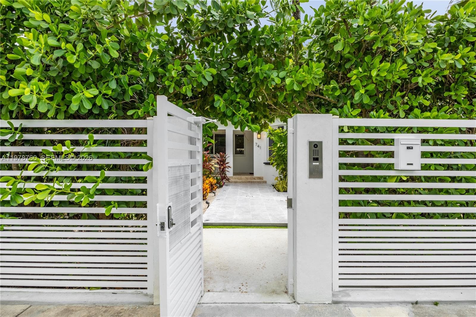 741 NE 87th St, Miami, FL 33138 photo 2