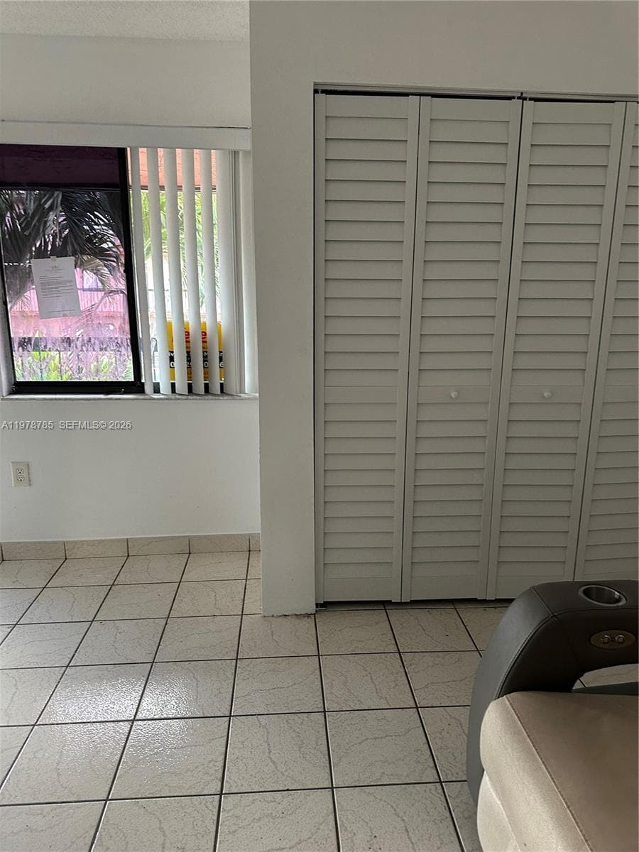 2194 W 60th St # 22213, Hialeah, FL 33016 photo 2