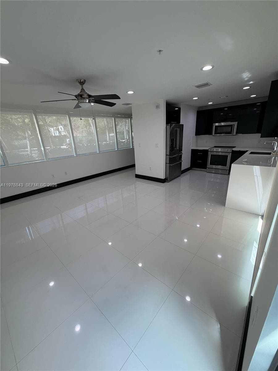 2699 Tigertail Ave # 14, Miami, FL 33133 photo 4