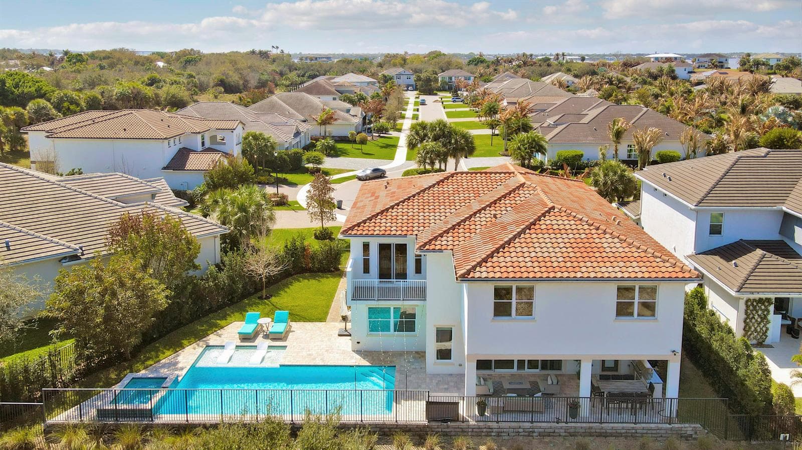 2475 NE Evinrude Circle, Jensen Beach, FL 34957 photo 3