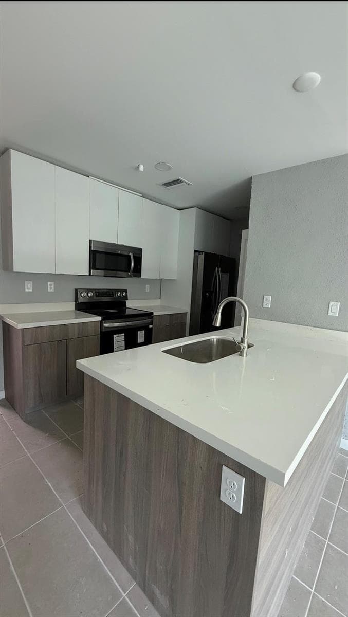2511 Pierce Street # 2, Hollywood, FL 33020 photo 4