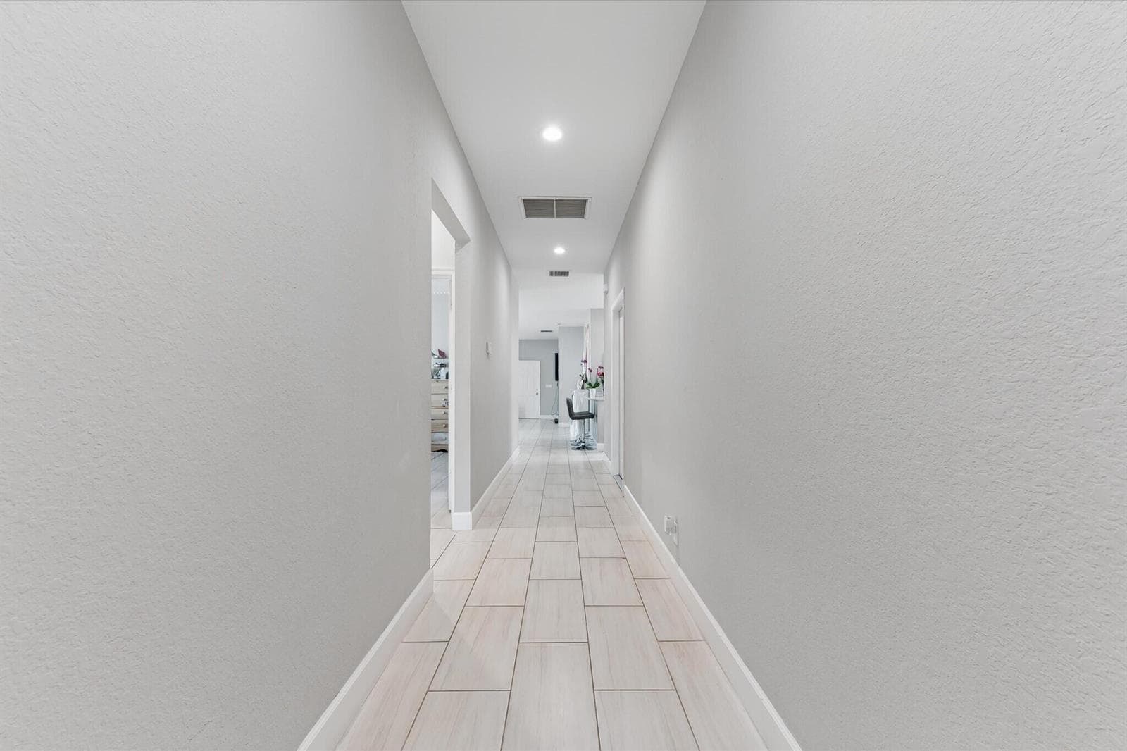 525 NW 12th Avenue, Boynton Beach, FL 33435 photo 4