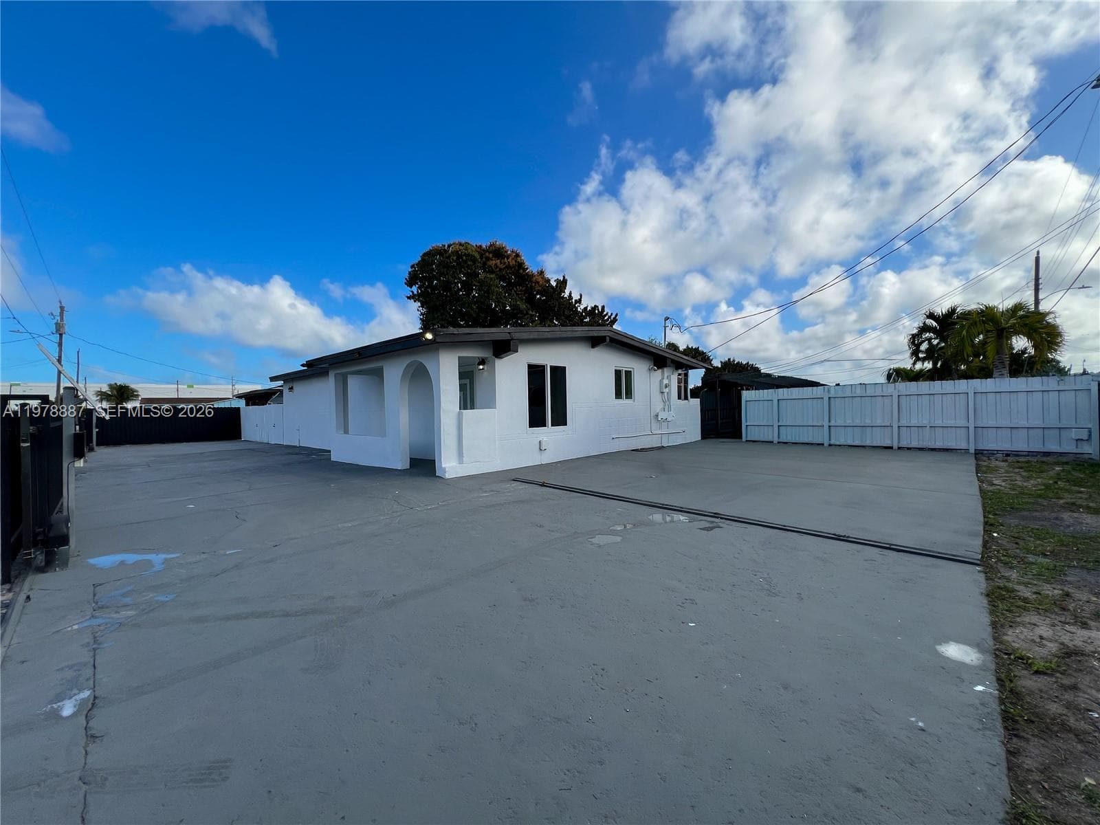 10090 W Fern St, Miami, FL 33157 photo 3