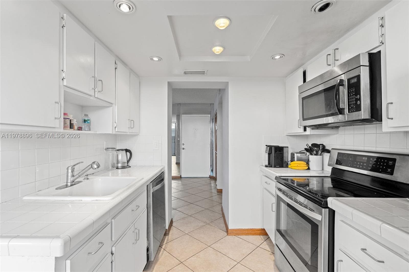 7300 Wayne Ave # 217, Miami Beach, FL 33141 photo 2