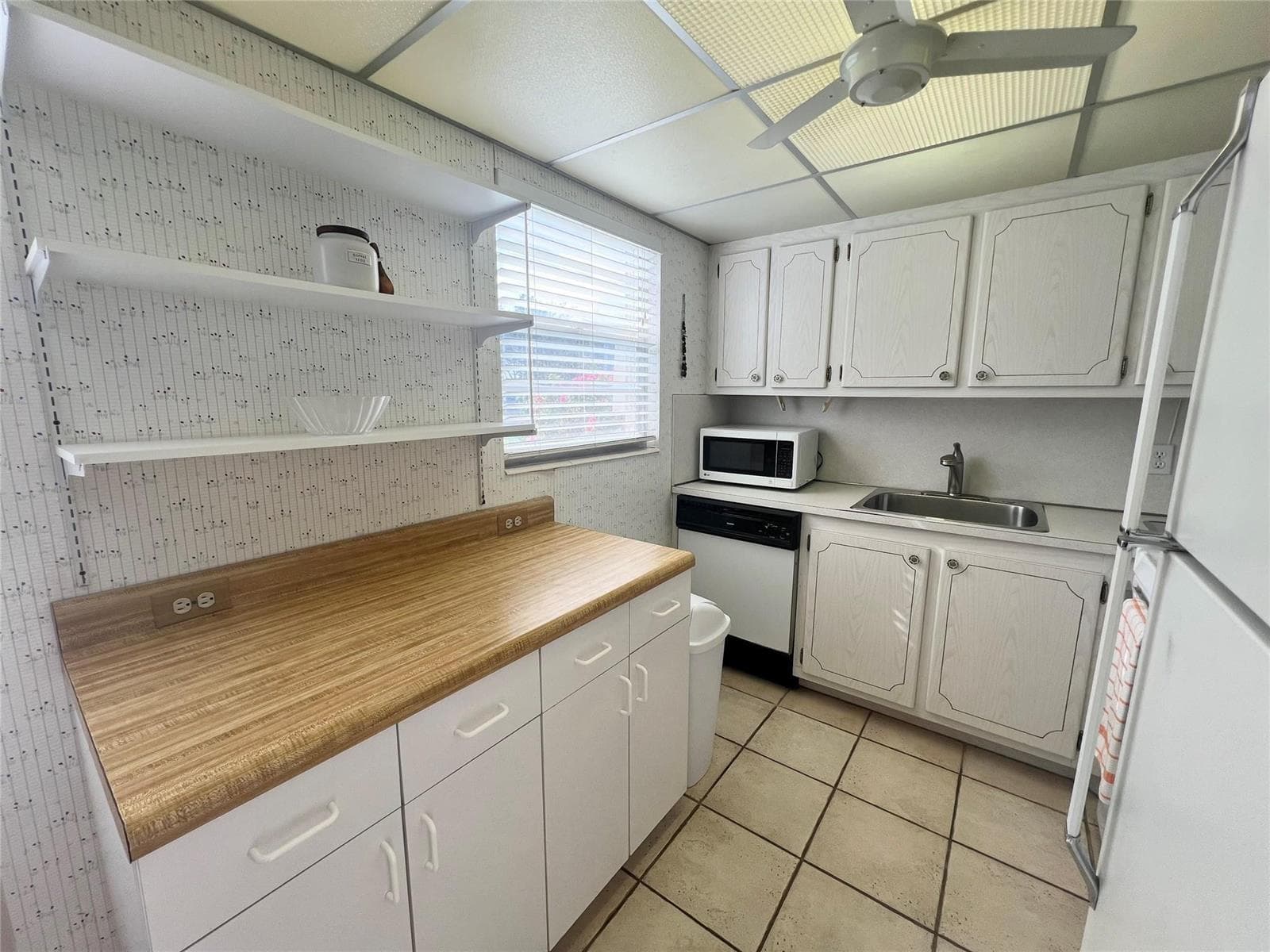 244 Farnham K # 244, Deerfield Beach, FL 33442 photo 2