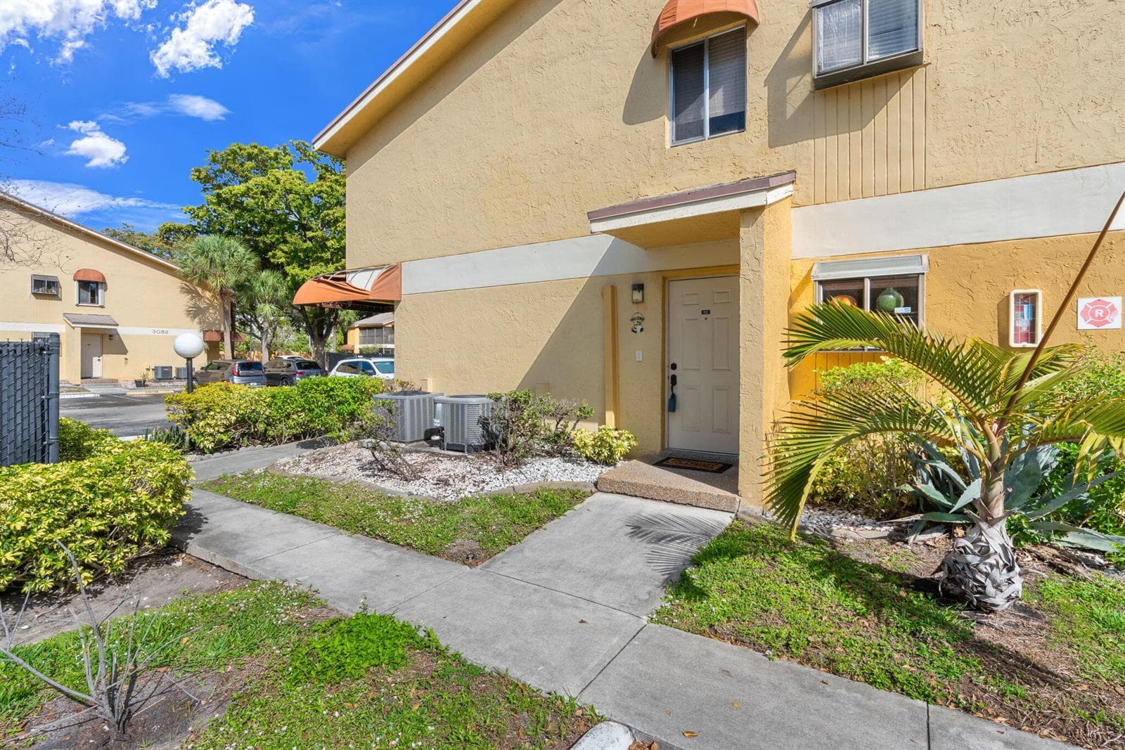 3053 N Oakland Forest Drive # 102, Oakland Park, FL 33309 photo 3
