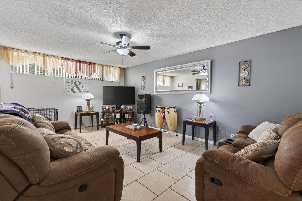 3838 Victoria Drive, West Palm Beach, FL 33406 photo 3