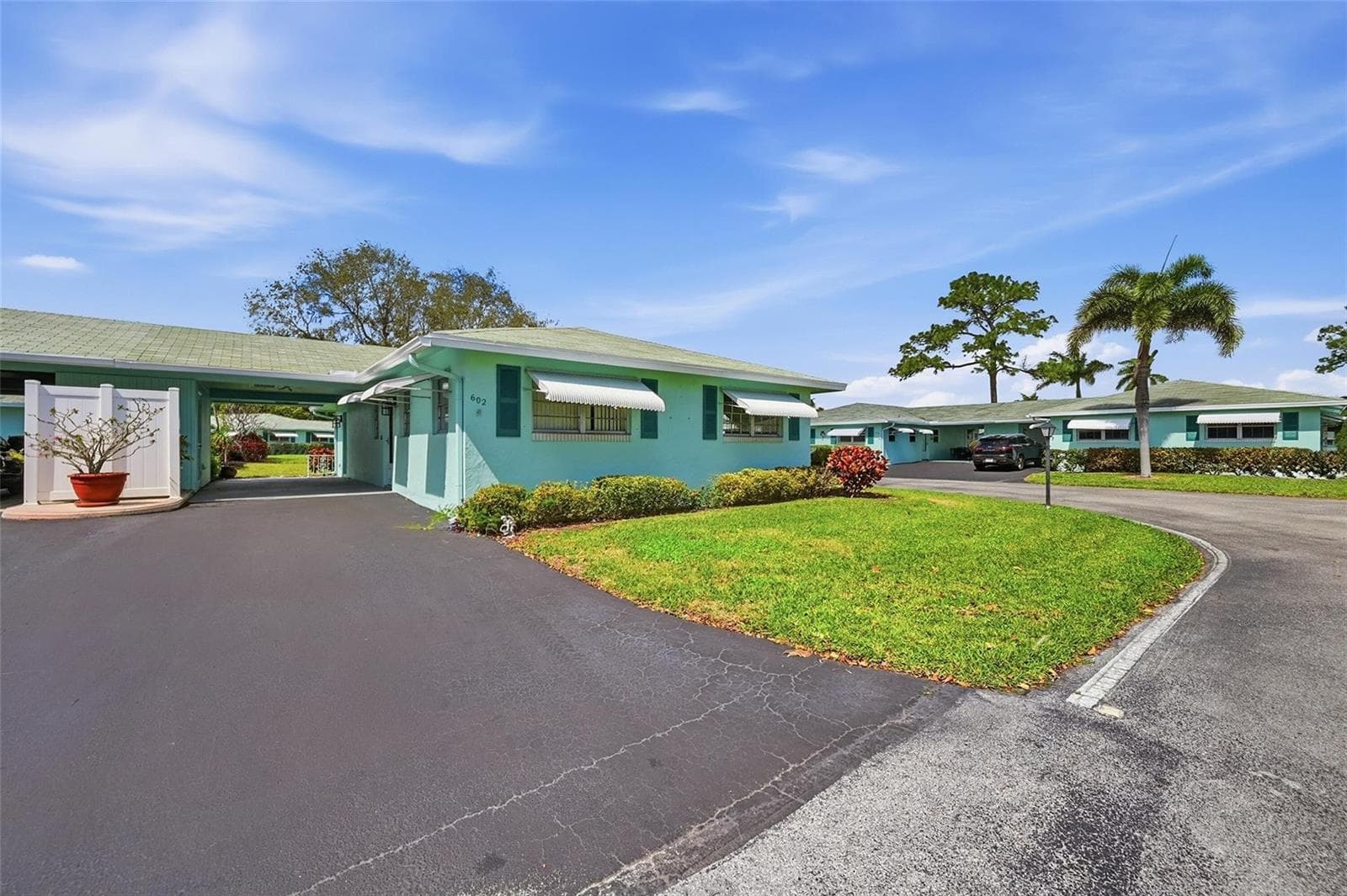 602 Hummingbird Lane # 602, Delray Beach, FL 33445 photo 2