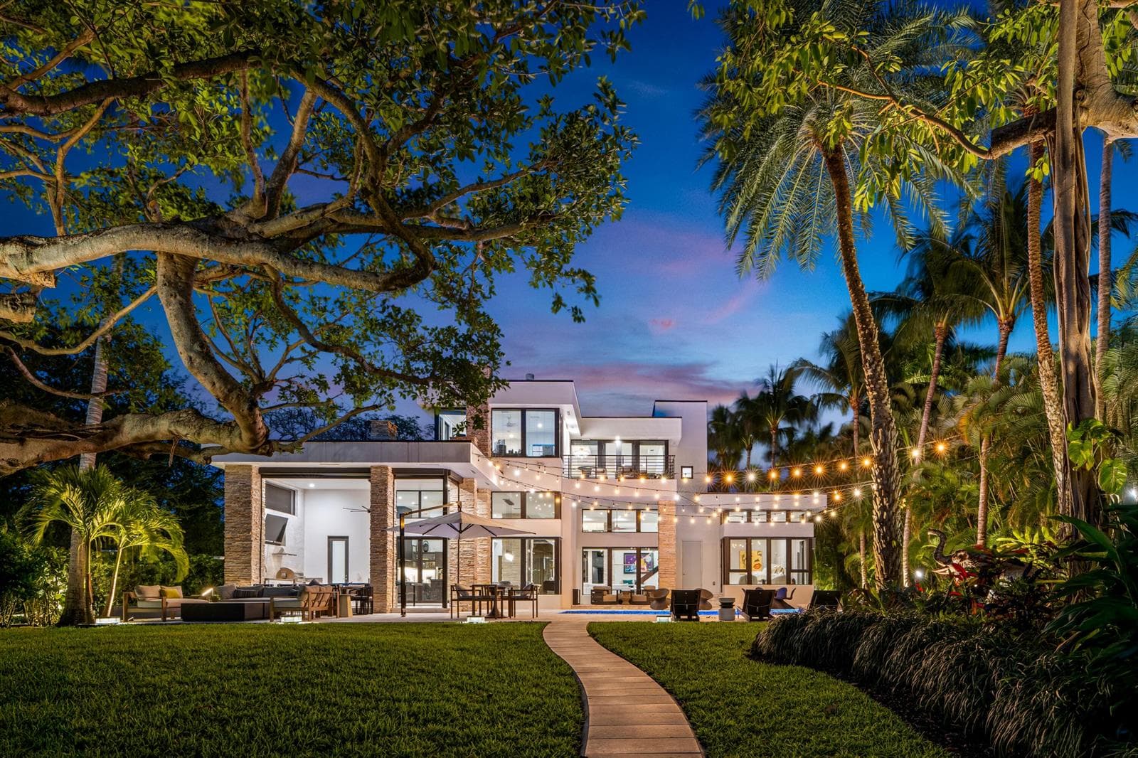1080 Lake Drive, Delray Beach, FL 33444 photo 2