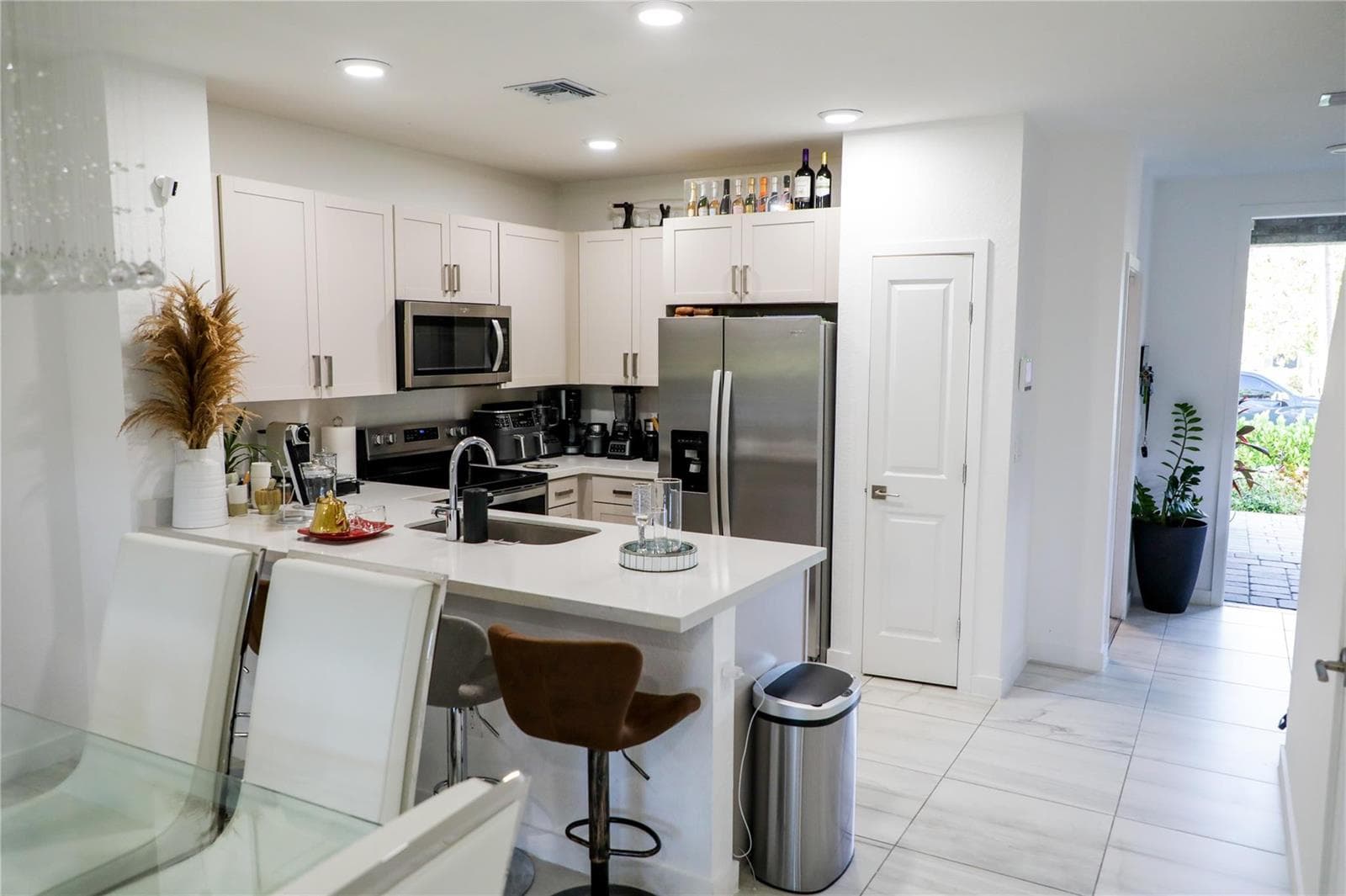 148 SE 5th Court, Deerfield Beach, FL 33441 photo 2