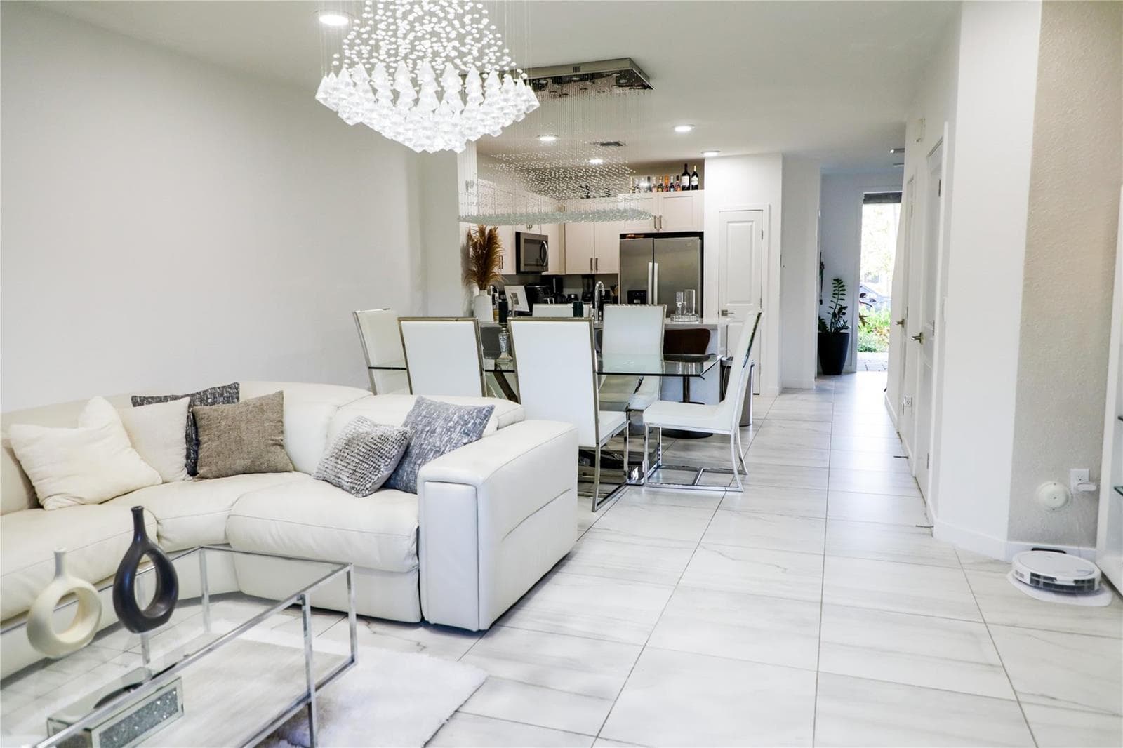 148 SE 5th Court, Deerfield Beach, FL 33441 photo 3
