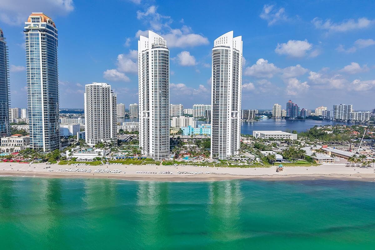 18201 Collins Avenue # 3301a, Sunny Isles Beach, FL 33160 photo 2