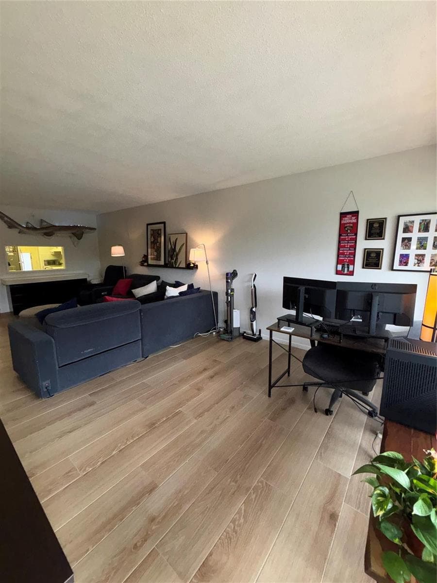900 SW 12th Street # 202, Fort Lauderdale, FL 33315 photo 2