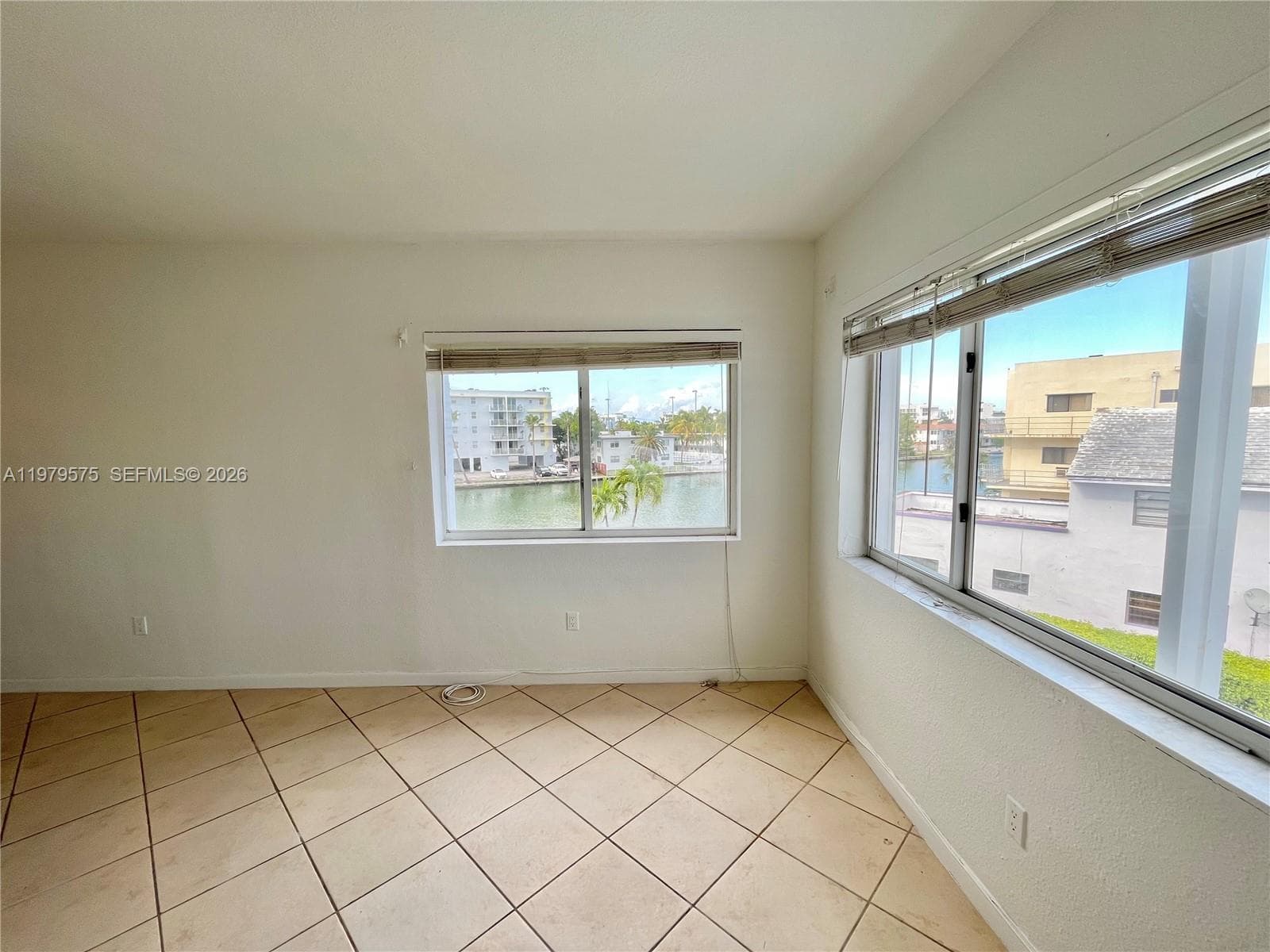 1185 Marseille Dr # 309, Miami Beach, FL 33141 photo 3