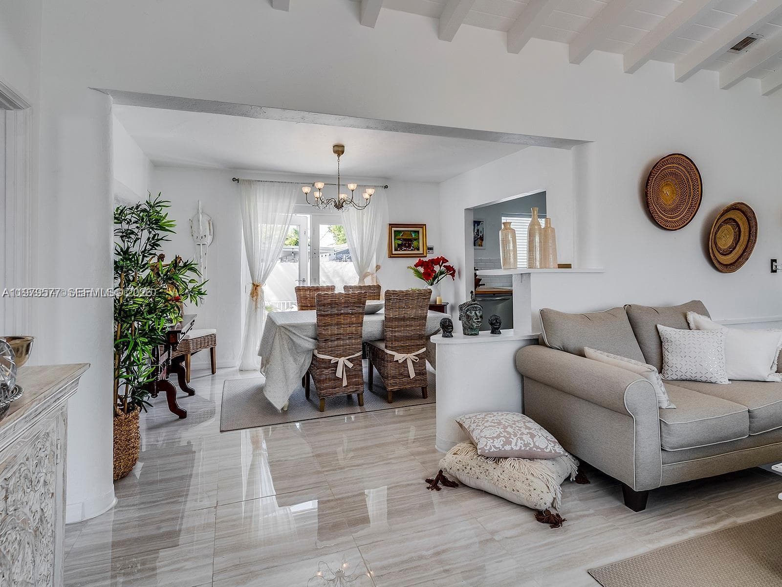 6910 Rue Notre Dame # 0, Miami Beach, FL 33141 photo 2
