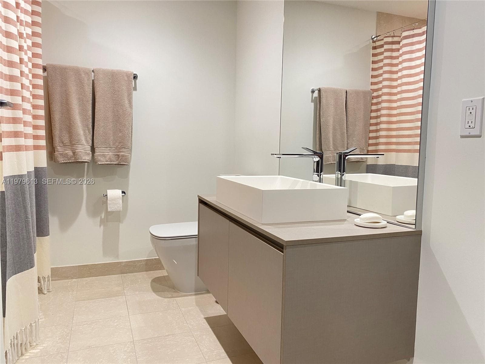 1000 Brickell Plaza # 3807, Miami, FL 33131 photo 5
