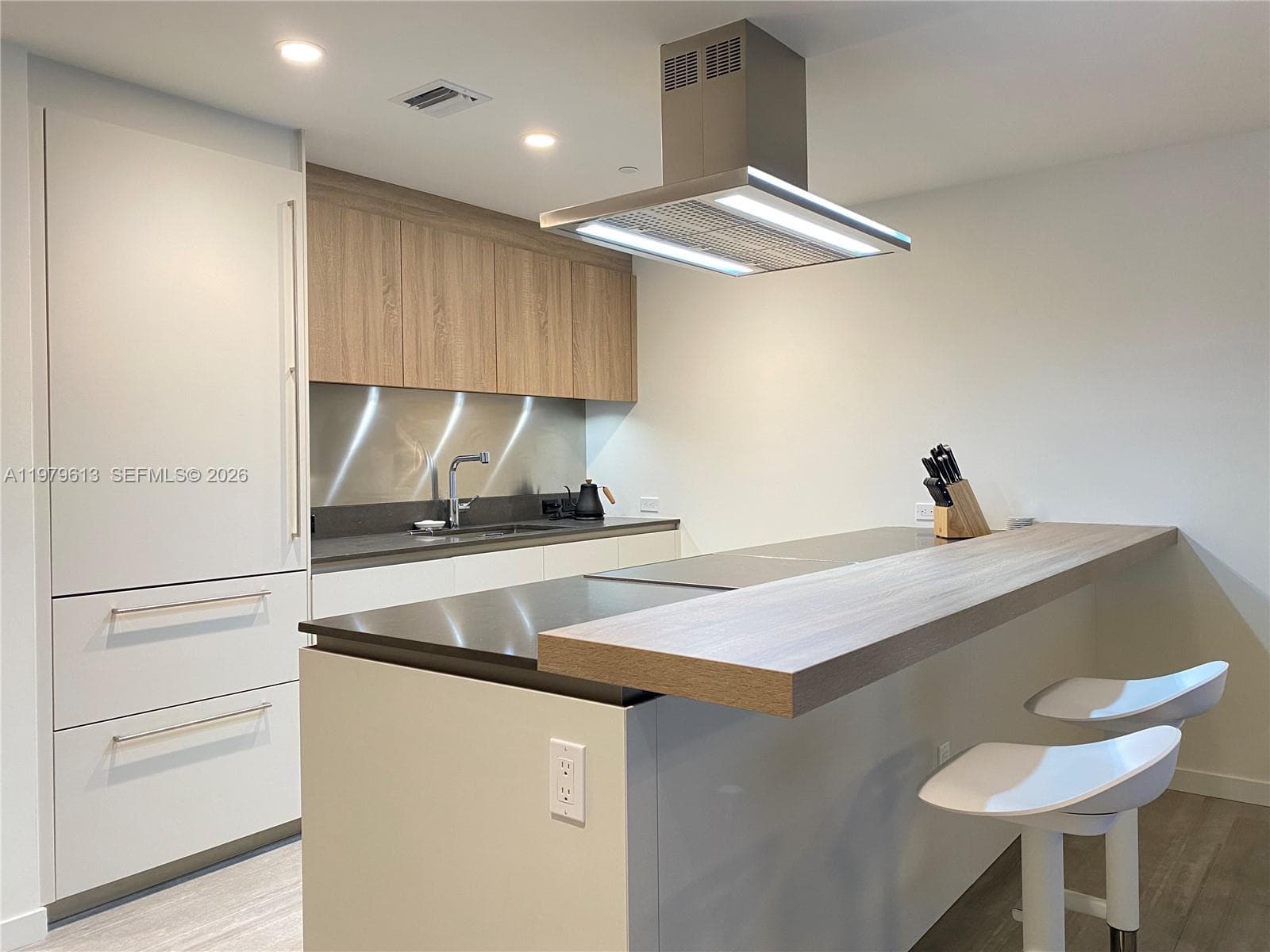 1000 Brickell Plaza # 3807, Miami, FL 33131 photo 4
