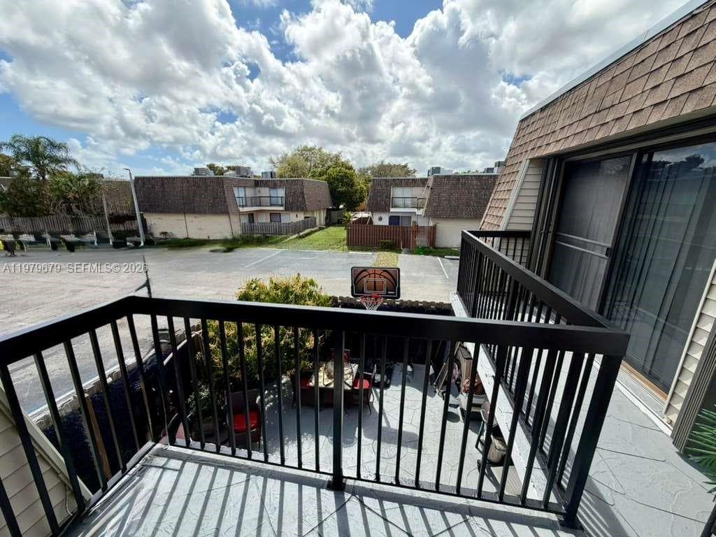 8209 SW 23rd Ct # 17C, North Lauderdale, FL 33068 photo 4