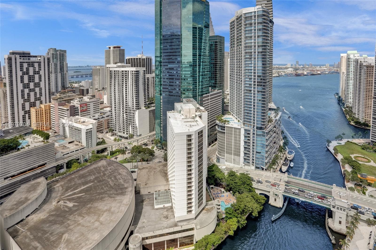 31 SE 5th St # 4112, Miami, FL 33131 photo 2