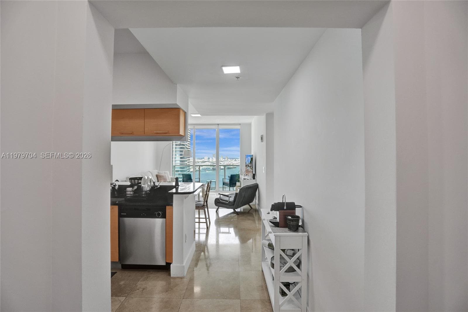 31 SE 5th St # 4112, Miami, FL 33131 photo 3