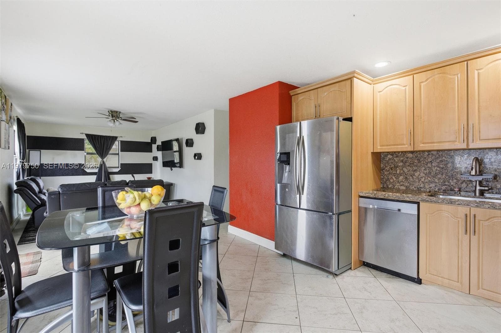 720 SW 81 Ter, North Lauderdale, FL 33068 photo 4