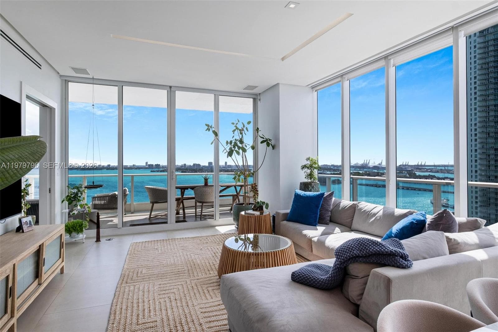 2020 N Bayshore Dr # 2510, Miami, FL 33137