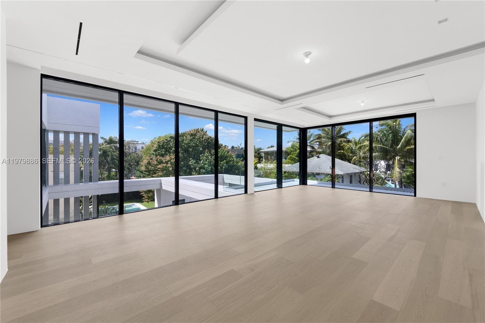 2094 Prairie Ave, Miami Beach, FL 33139 photo 4
