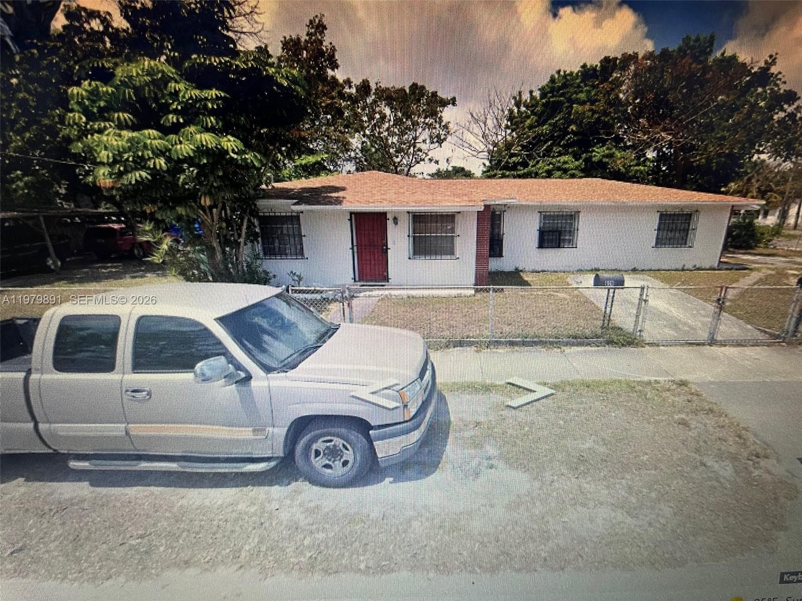 800 NW 29th Ter, Miami, FL 33127 photo 2