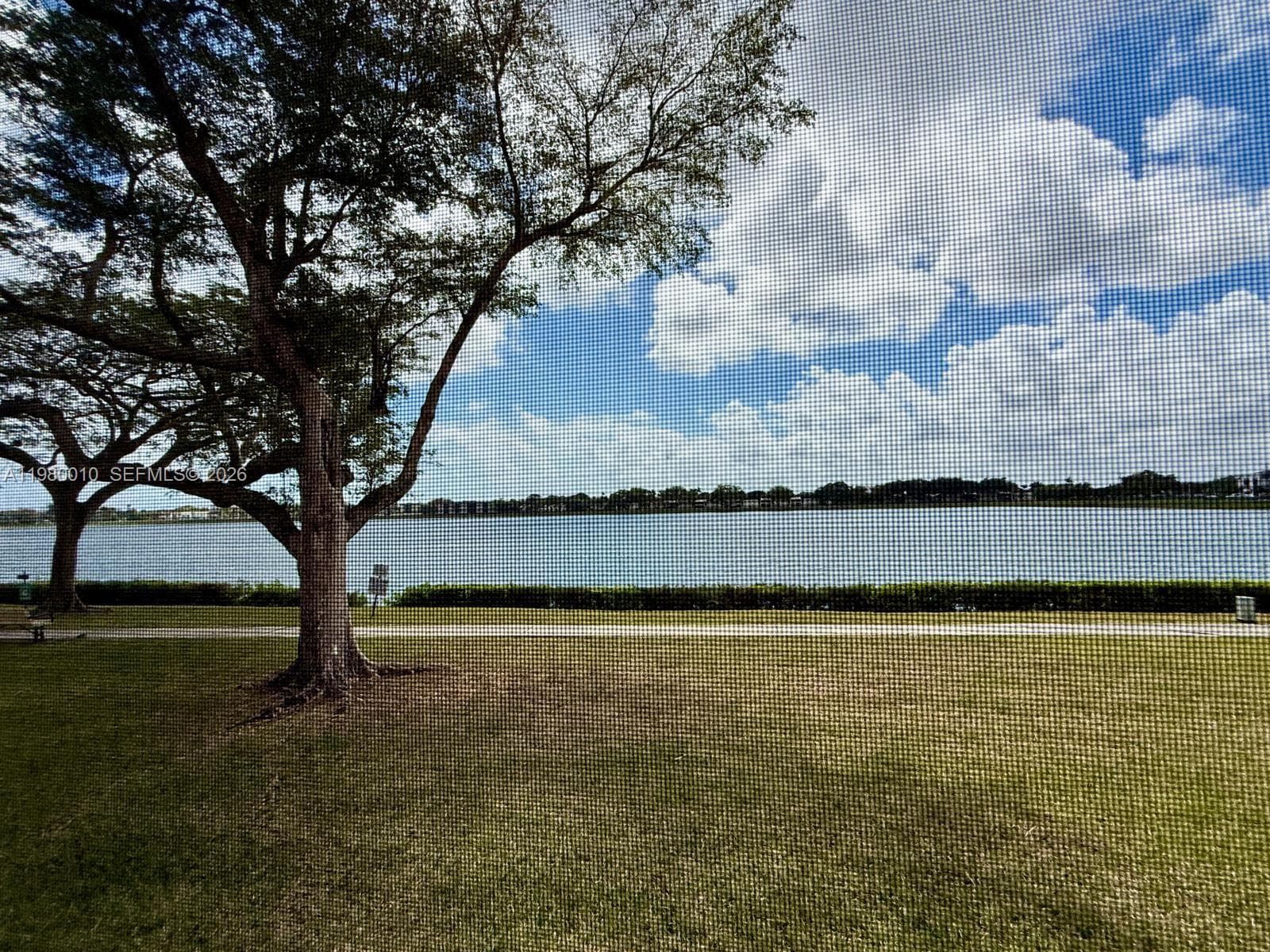 20850 San Simeon Way # 105-5, Miami, FL 33179