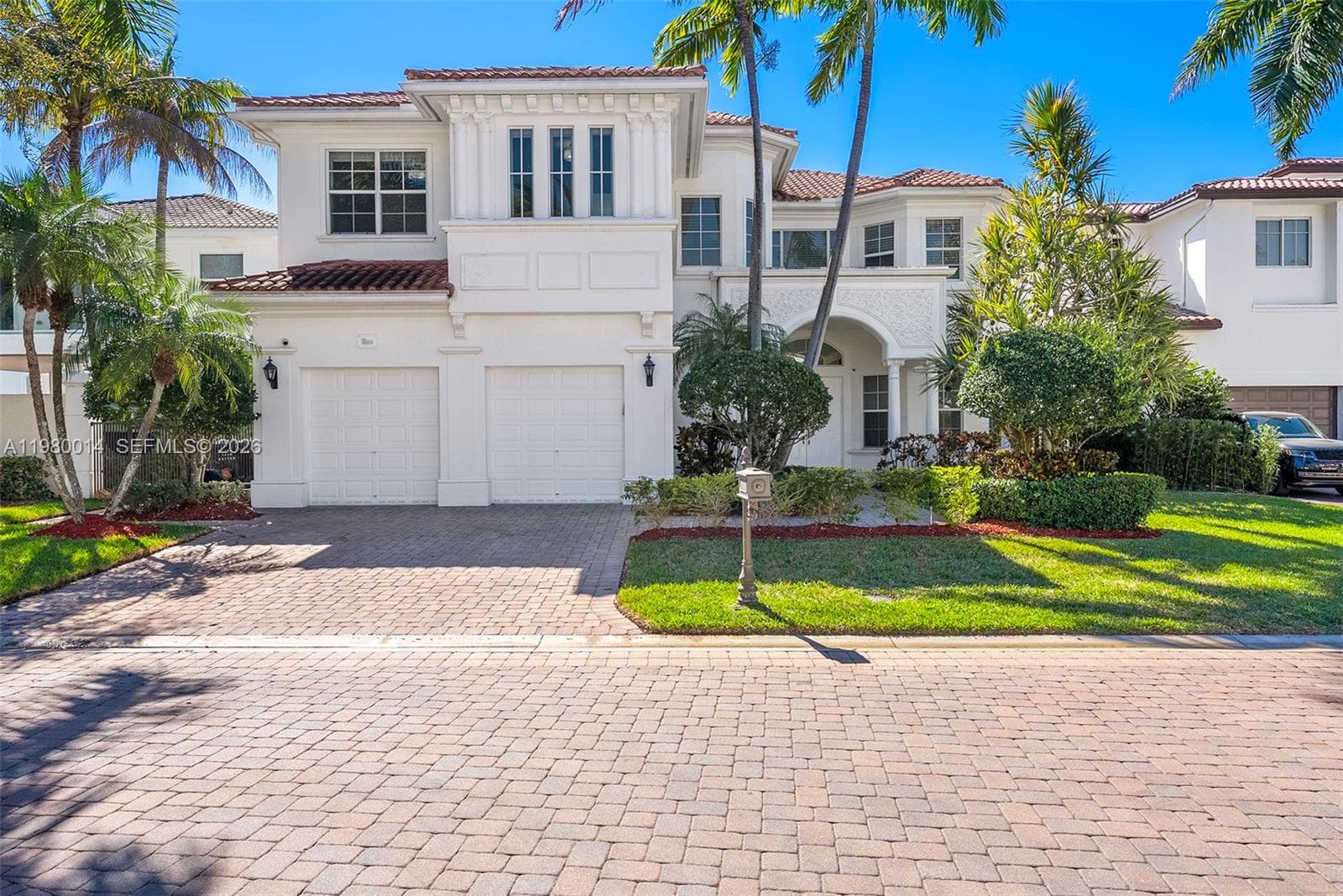 822 Meridian Ln, Hollywood, FL 33019 photo 5