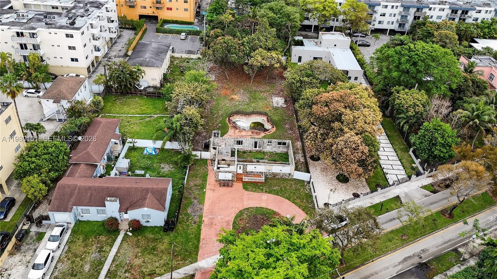 12395 Griffing Blvd, North Miami, FL 33161 photo 3