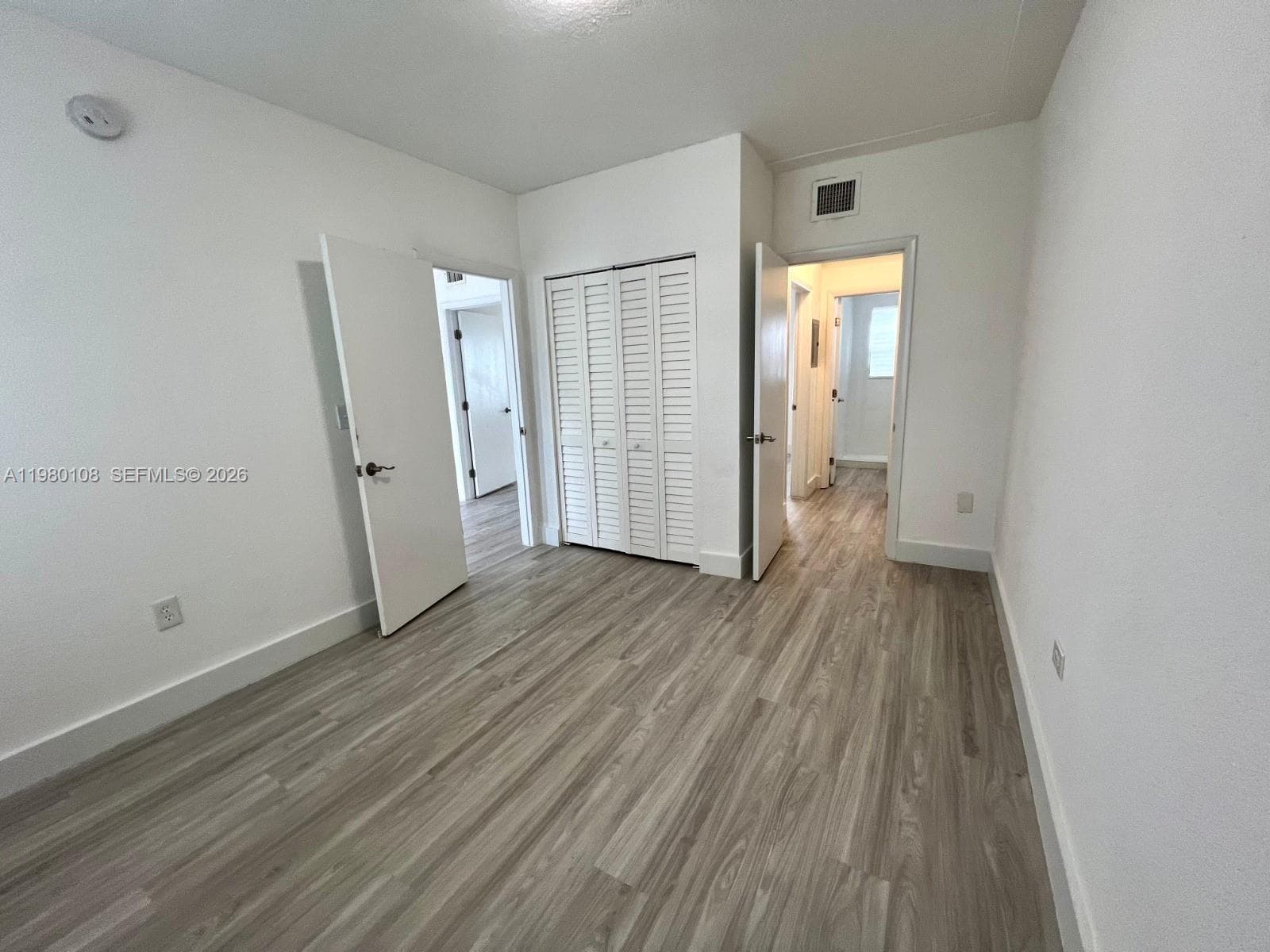 1900 Calais Dr # 1904, Miami Beach, FL 33141 photo 4