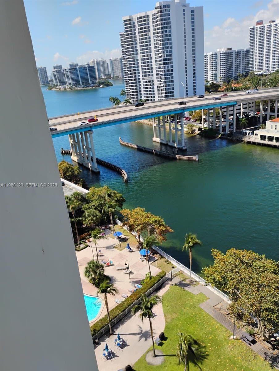 19390 Collins Ave # 1619, Sunny Isles Beach, FL 33160