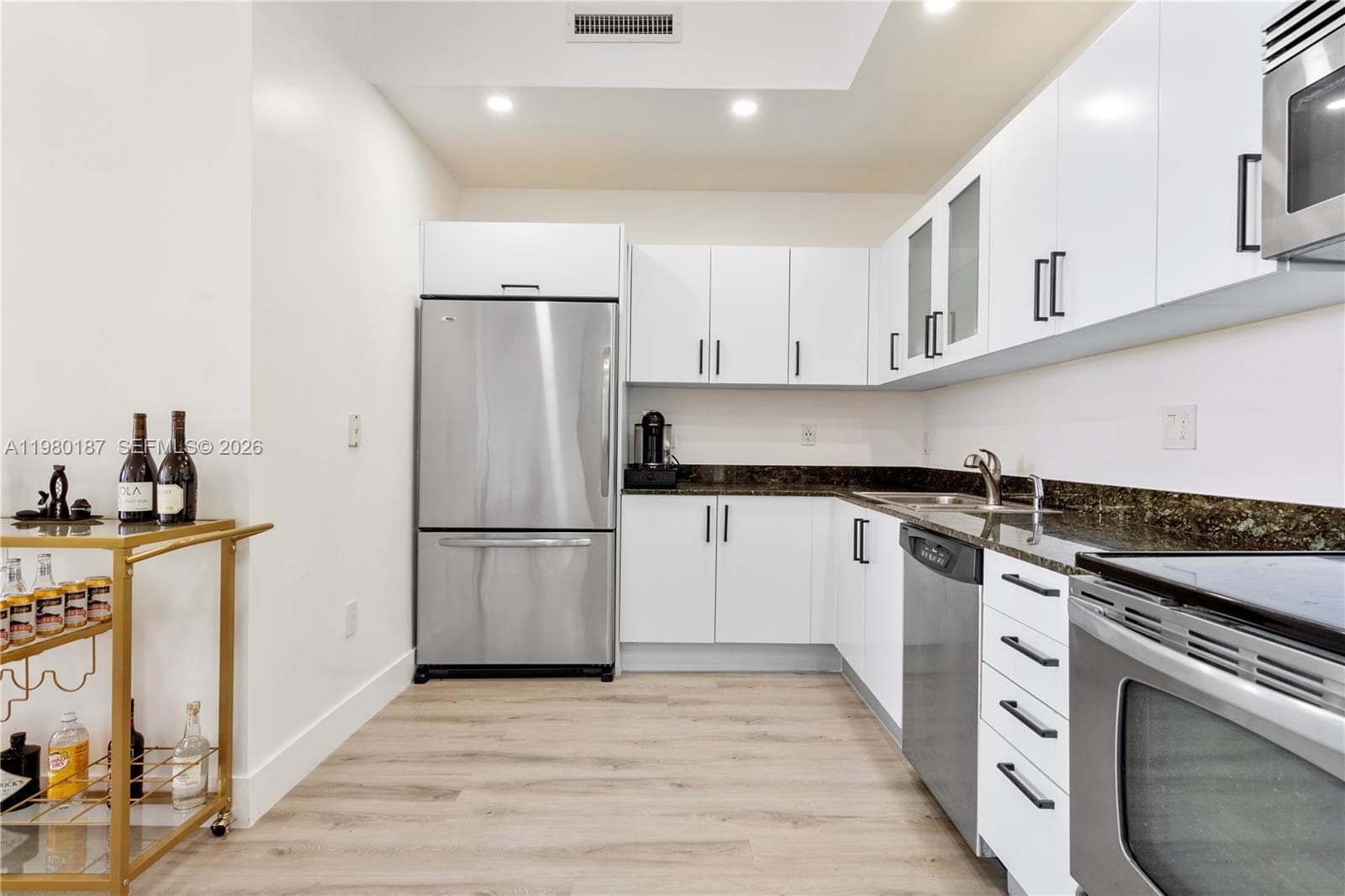 3250 Grand Ave # 507, Miami, FL 33133 photo 4