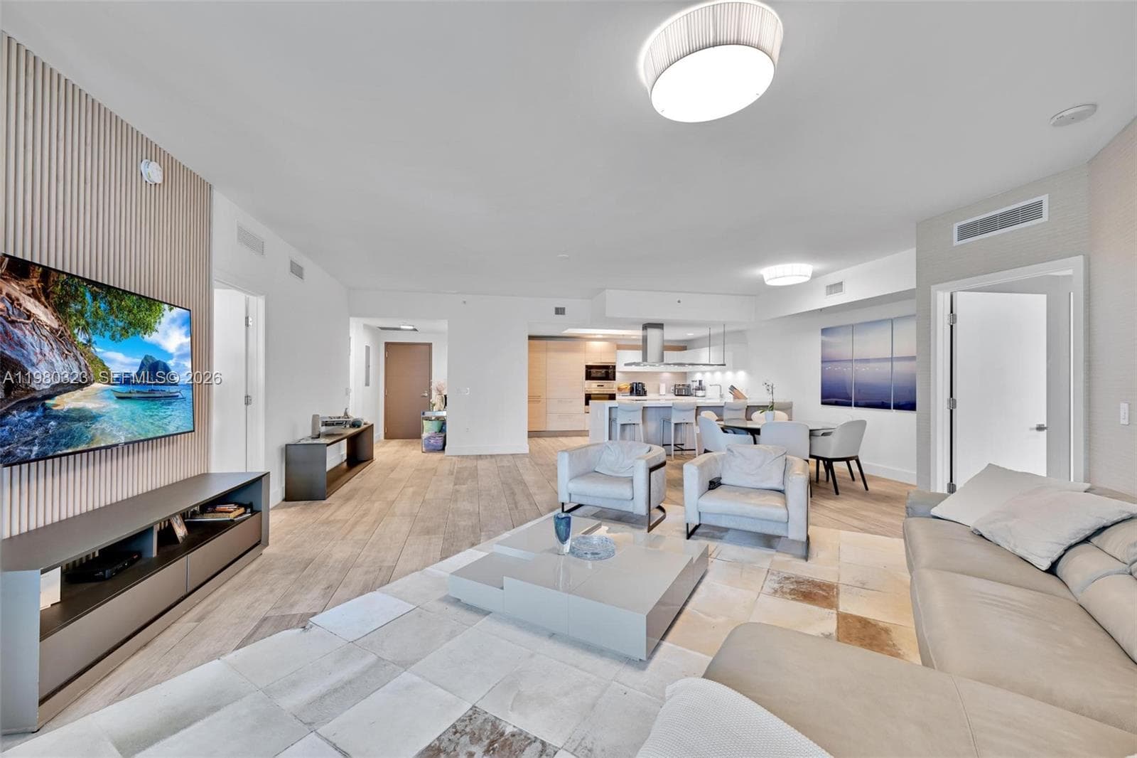 17111 Biscayne Blvd # 207, North Miami Beach, FL 33160 photo 4