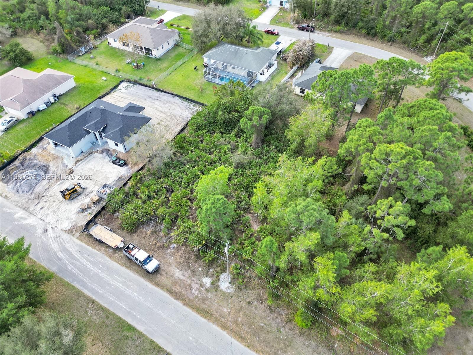 638 DAUPHINE AVE S, Lehigh Acres, FL 33974