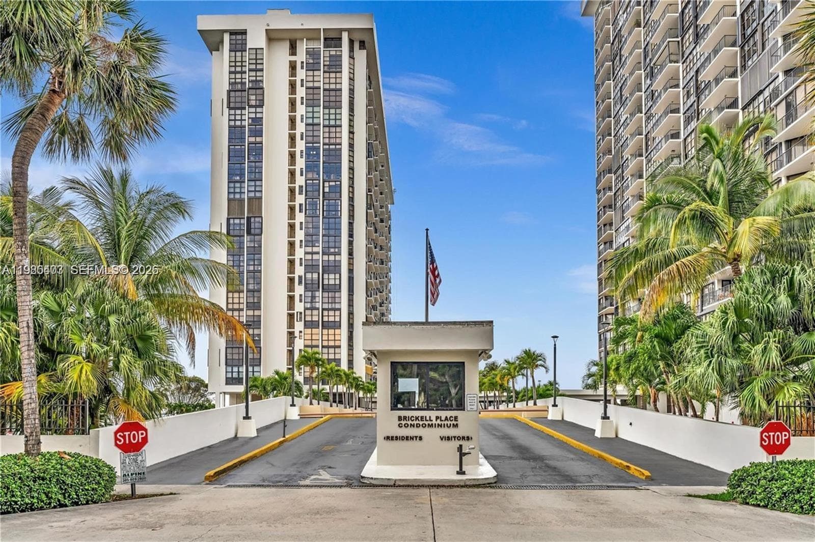 1901 Brickell Ave # B1407, Miami, FL 33129 photo 4