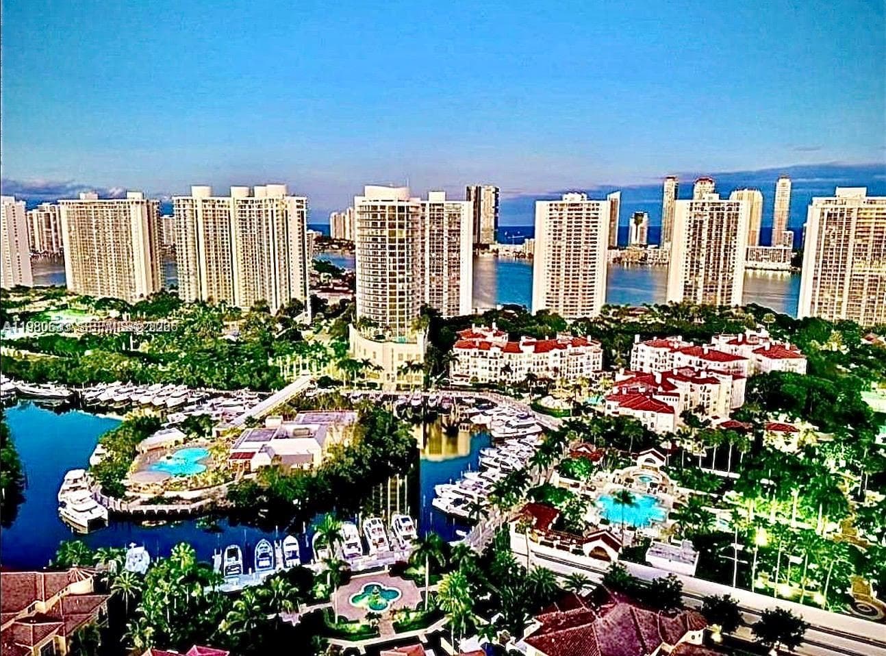 1000 W Island Blvd # 2908, Aventura, FL 33160 photo 3