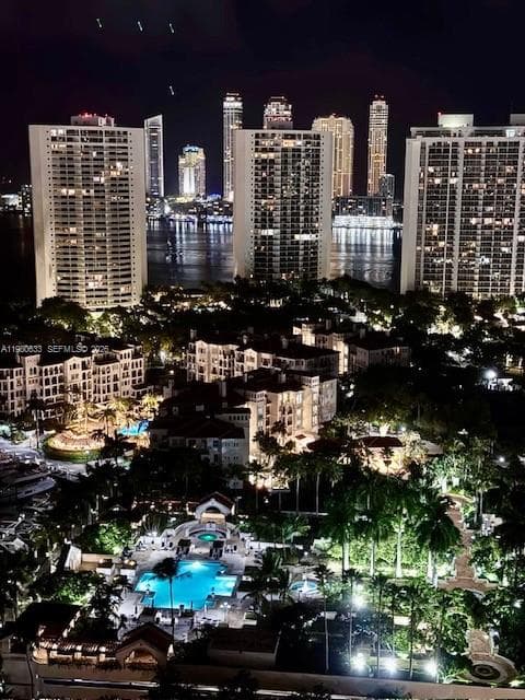 1000 W Island Blvd # 2908, Aventura, FL 33160 photo 5