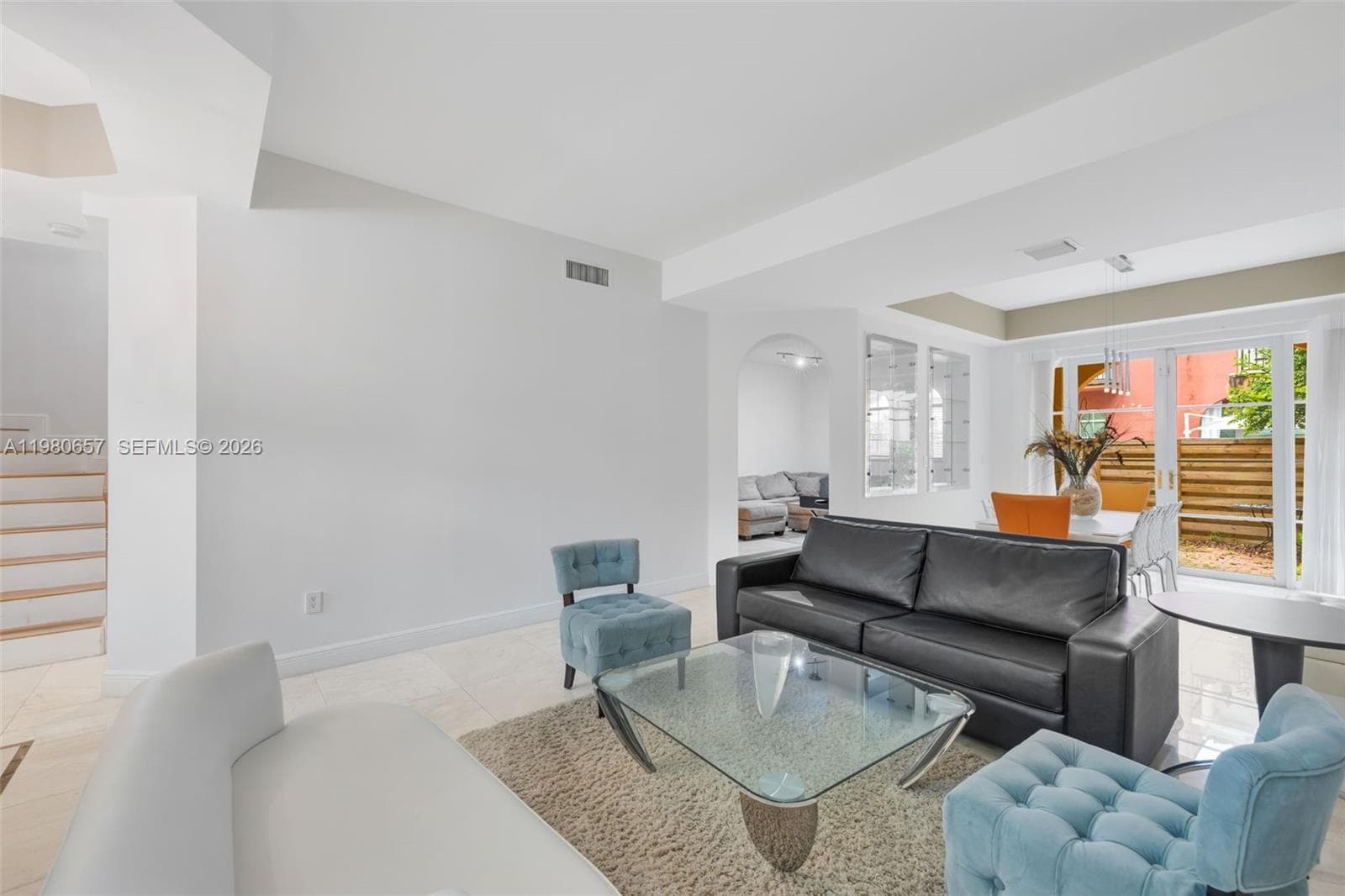 18450 NE 30th place, Aventura, FL 33160 photo 3