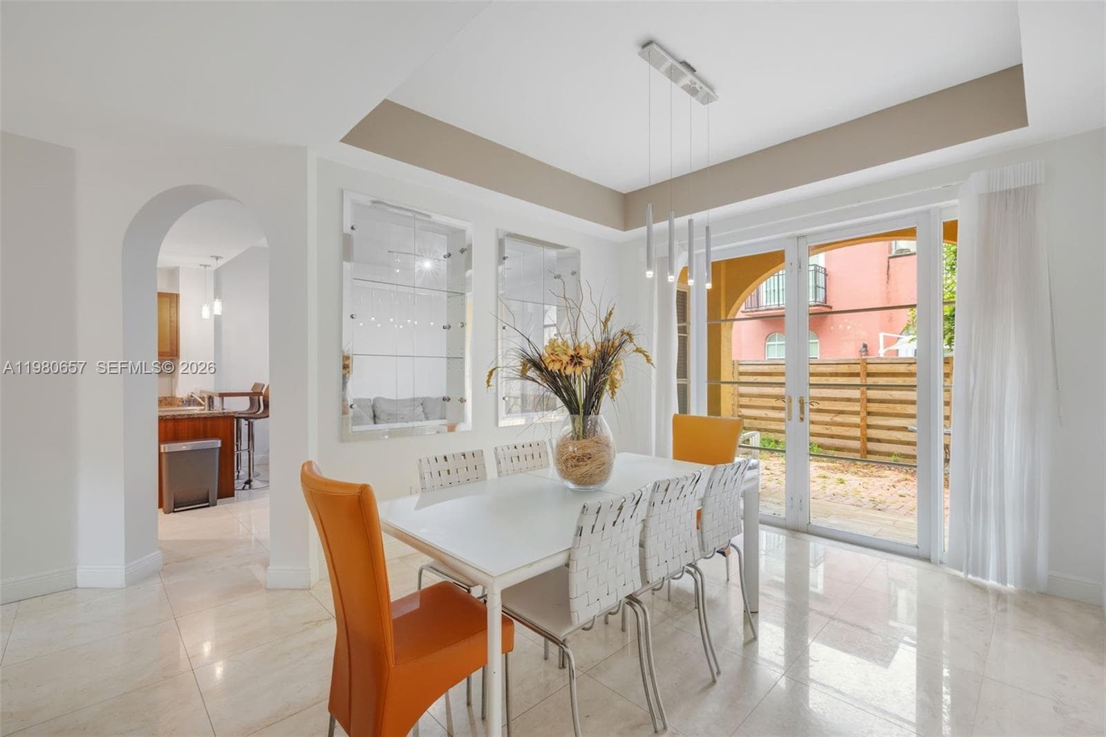 18450 NE 30th place, Aventura, FL 33160 photo 4